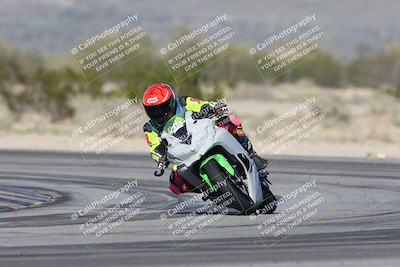 media/Jan-15-2026-Racers Edge (Thu) [[dfebeb70ab]]/3-B Group/Session 4 (Turn 5)/